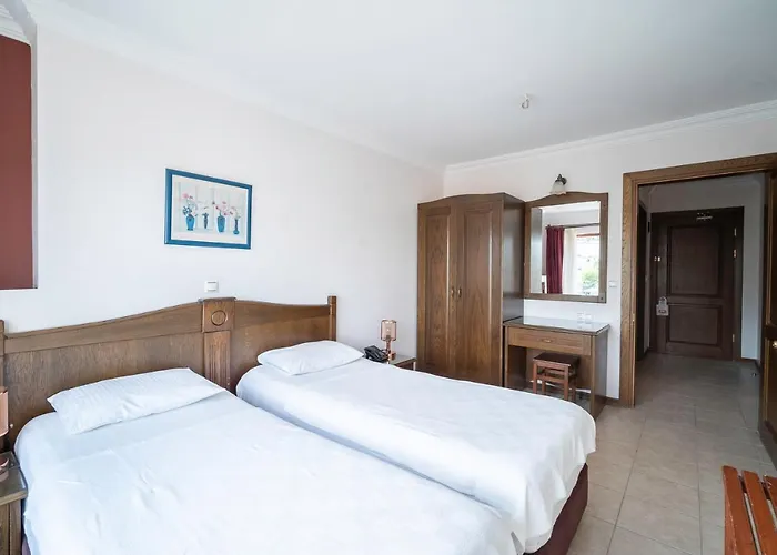 Aparthotel Fora 3*